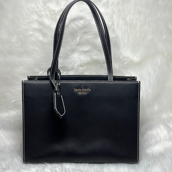 kate spade Handbags - ♠️ Kate Spade 15” Sturdy Leather Purse